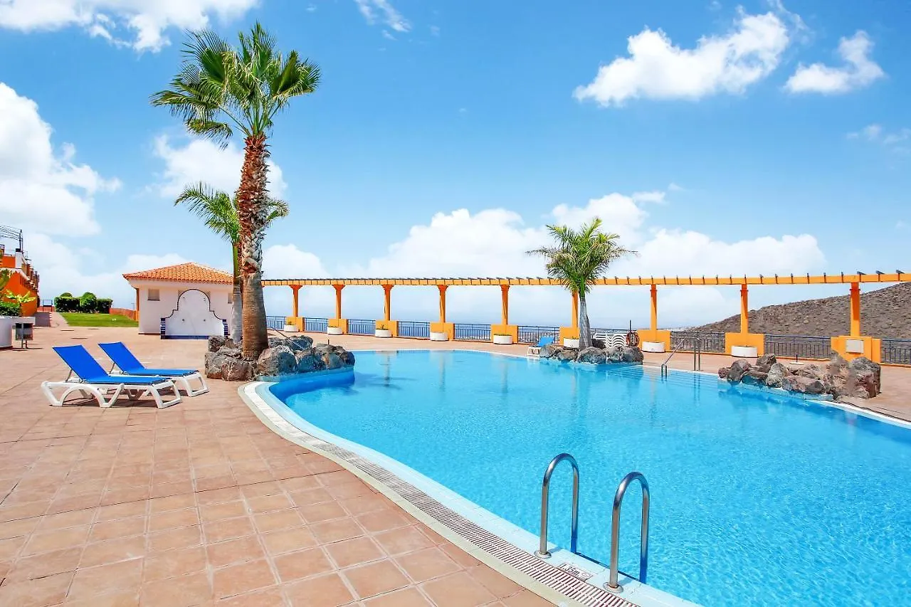 아데제 Wonderful View, Huge Terrace Solarium, Private Parking 아파트 0*,  스페인